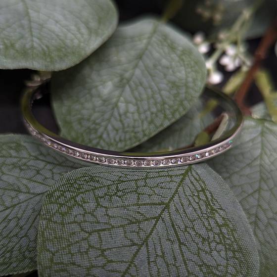 4.00ct SI/G-H Natural Round Diamond Bangle in 9k White Gold