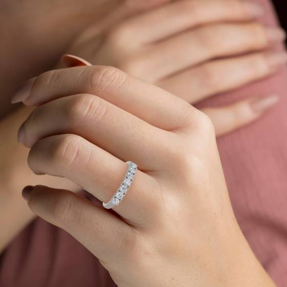 0.68ct VVS/FG Natural Diamond Seven Stone Eternity Ring