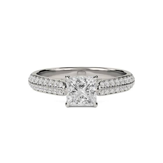 0.53ct VS/F Natural Princess Diamond Shoulder Set Ring in Platinum