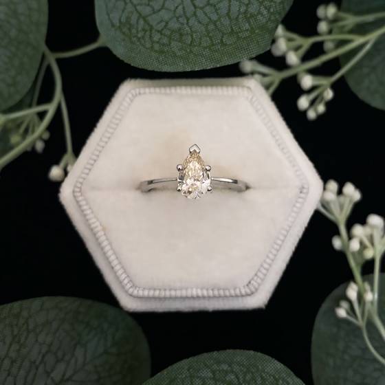 1.02ct VS1/I Natural Pear Diamond Solitaire Ring in 9k White Gold