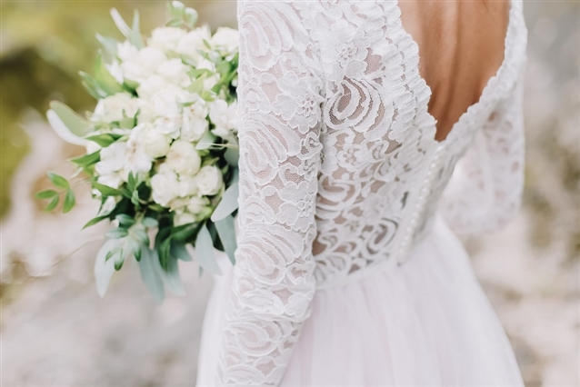 What To Do With Your Wedding Dress After The Wedding