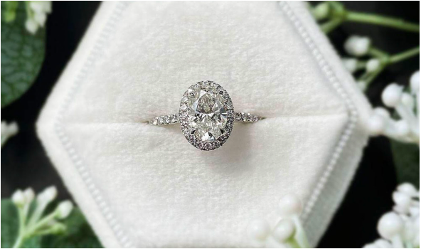 Best Lab Grown Diamond Engagement Rings For Your Valentine's Day Proposal